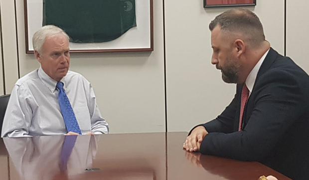 Јевтић са сенатором Џонсоном о наставку дијалога